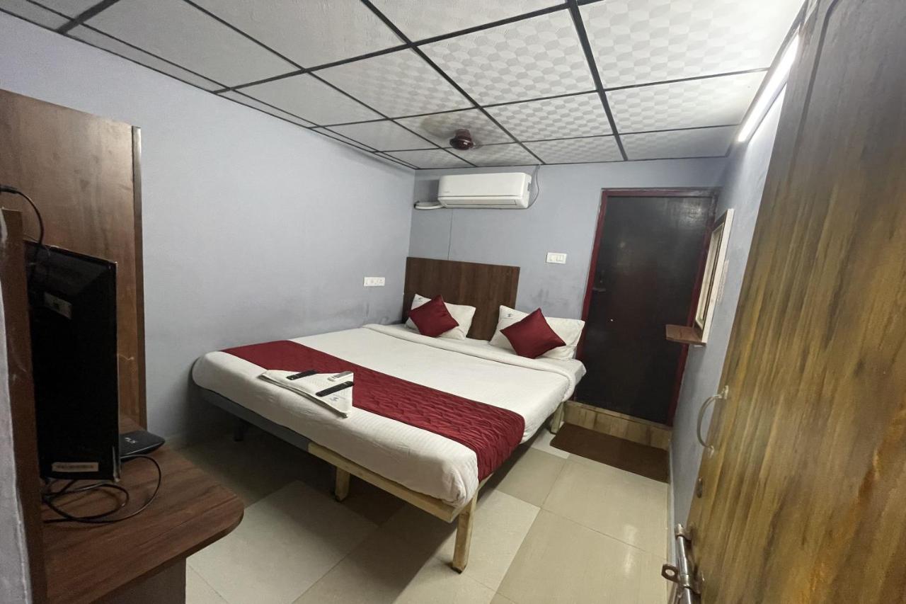 Skyry Hotel Iyyapanthangal 钦奈 外观 照片