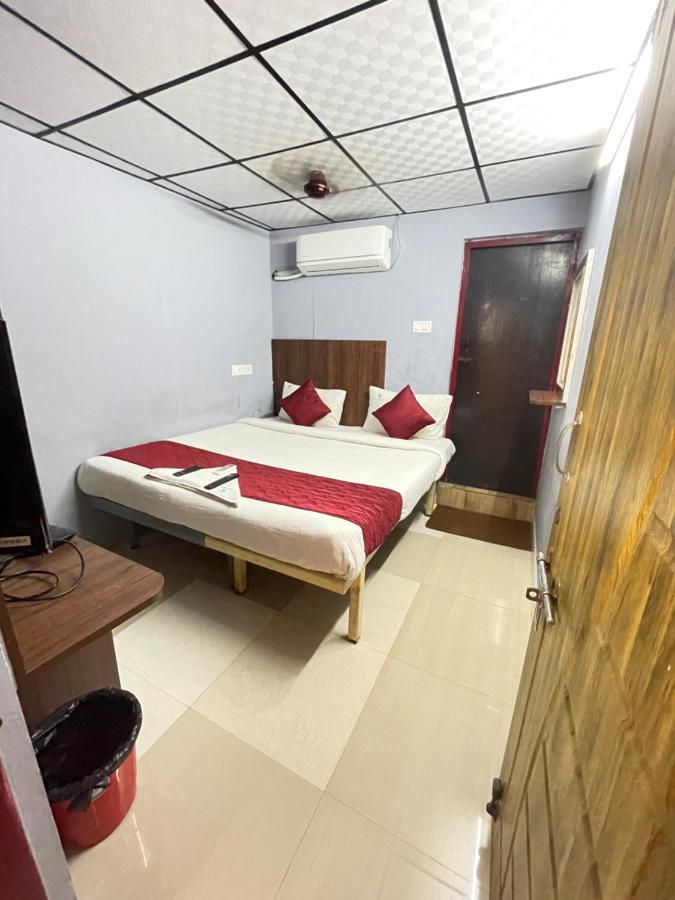 Skyry Hotel Iyyapanthangal 钦奈 外观 照片